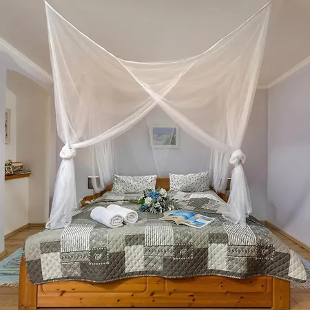 Pool House Franjo - Happy Apartment *