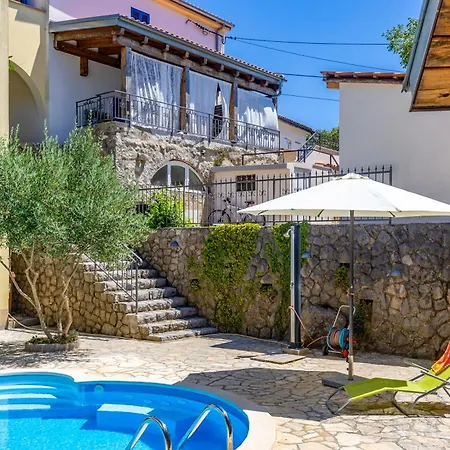Pool House Franjo - Happy Apartman Gabonjin
