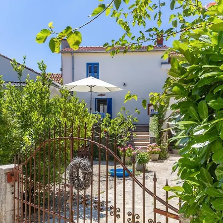 Pool House Franjo - Happy Apartman *